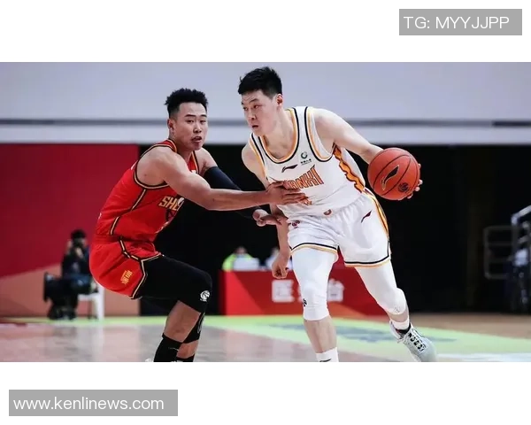 上海篮球队防反战术解析与战绩影响深度剖析 上海篮球队防反战术解析与战绩影响深度剖析